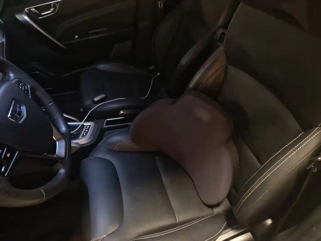 Geely Vision X3 — миниатюра 8