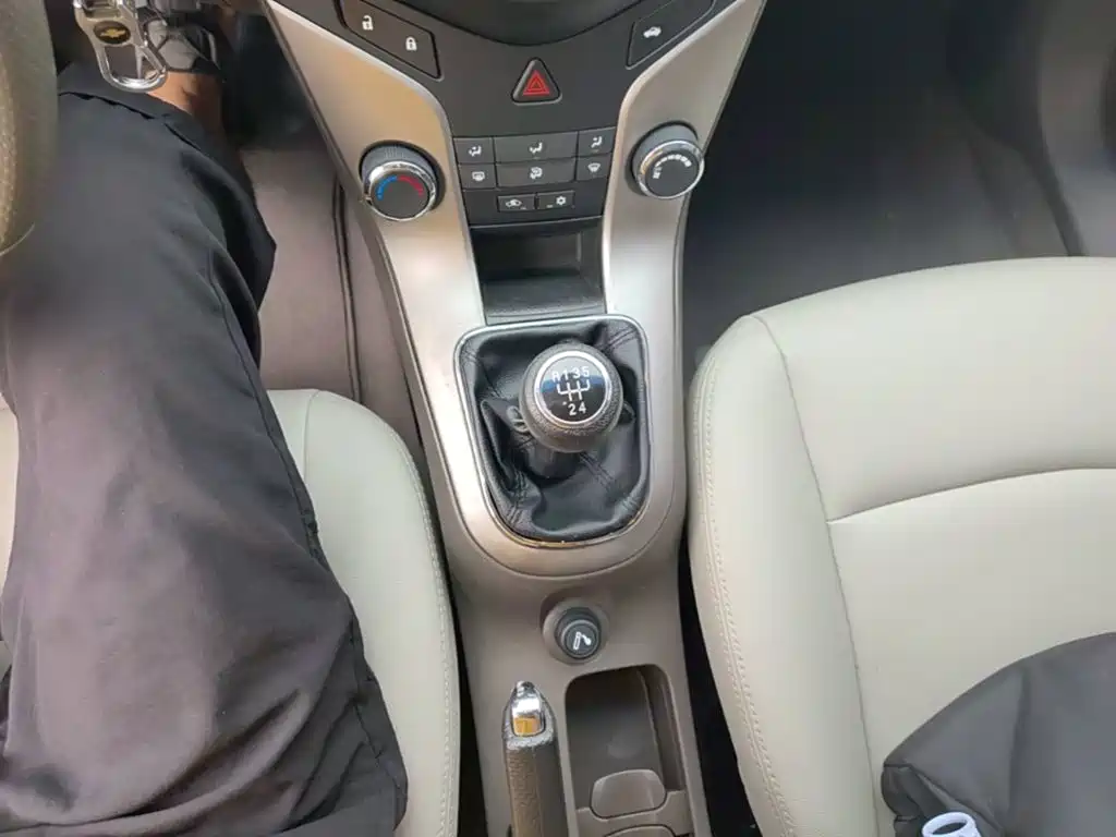 Chevrolet Cruze — миниатюра 14