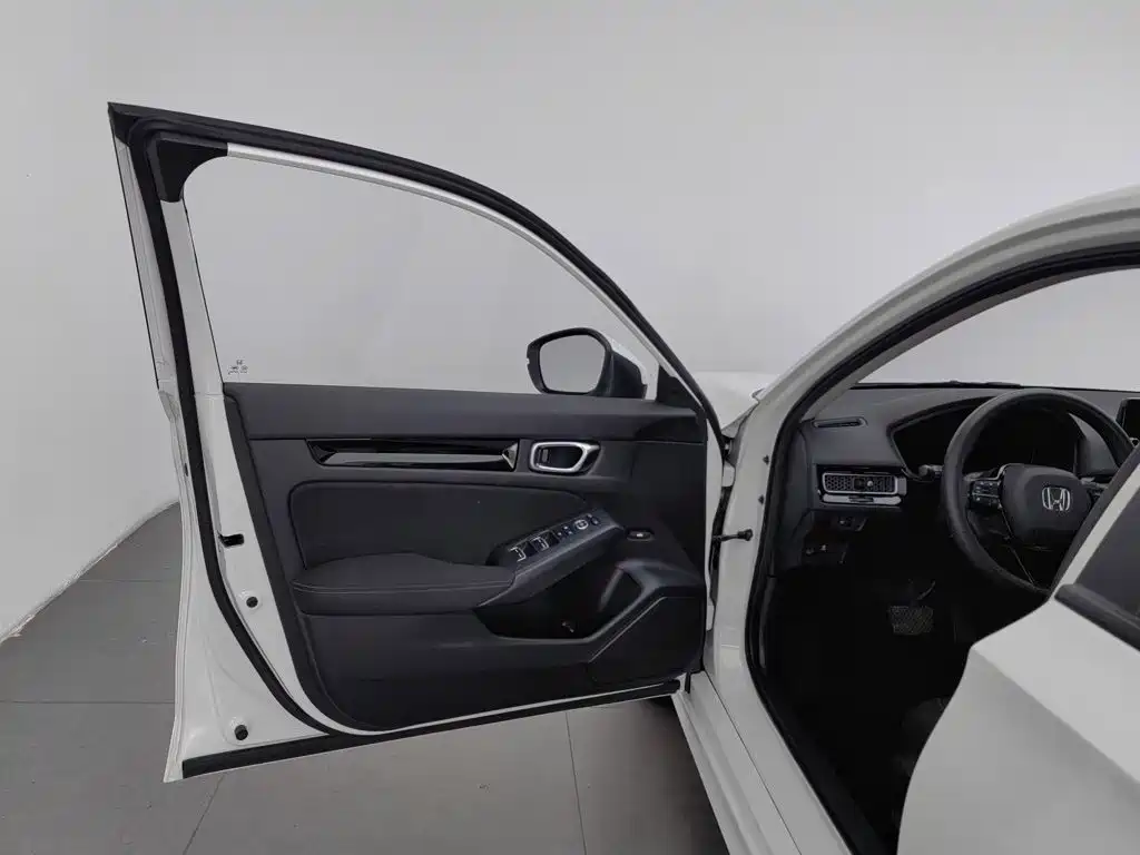 Honda Civic — миниатюра 8