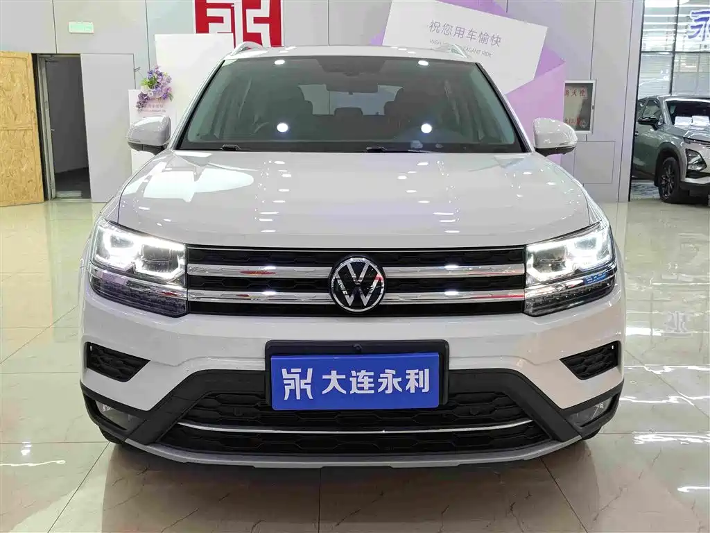 Volkswagen Tharu — миниатюра 2