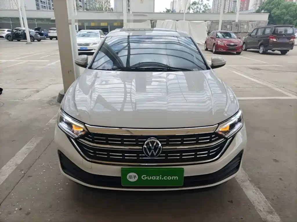 Volkswagen Sagitar — миниатюра 3
