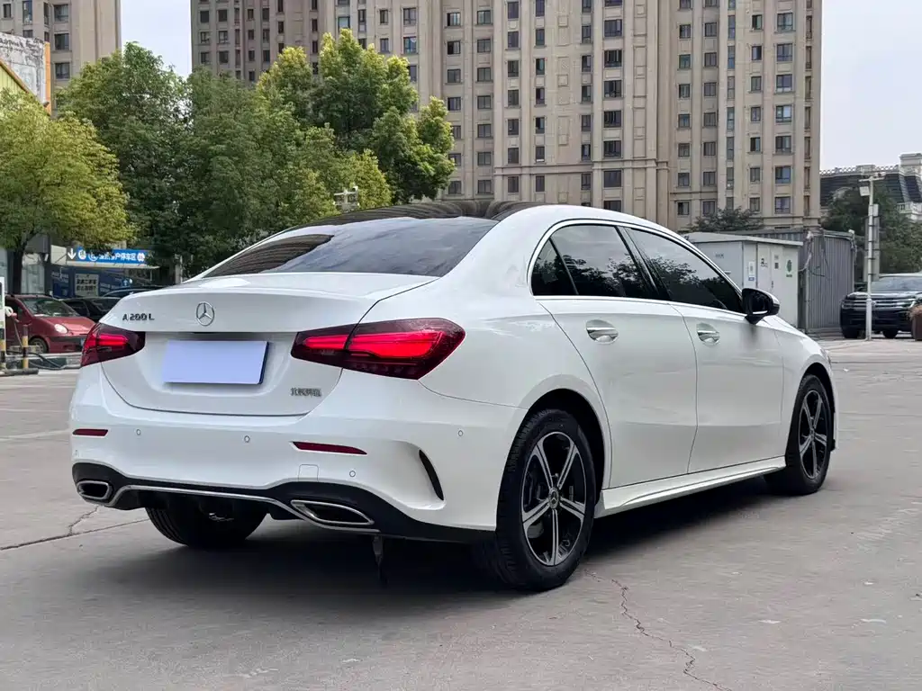 Mercedes-Benz A-Class — миниатюра 13