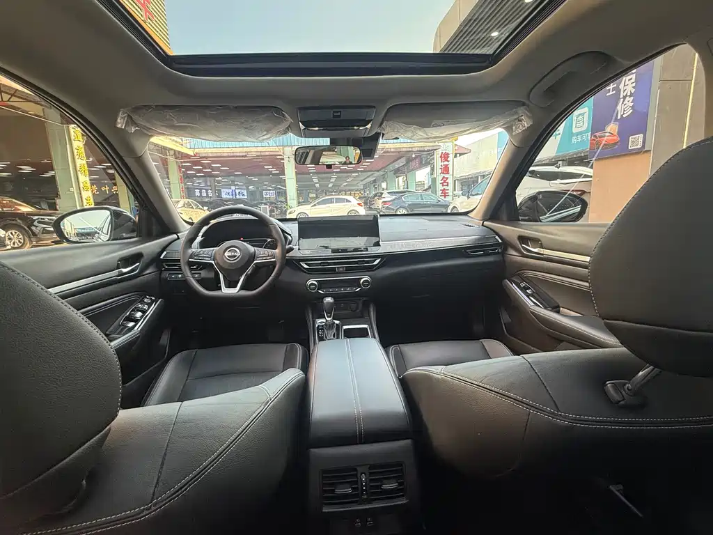 Nissan Teana — миниатюра 7