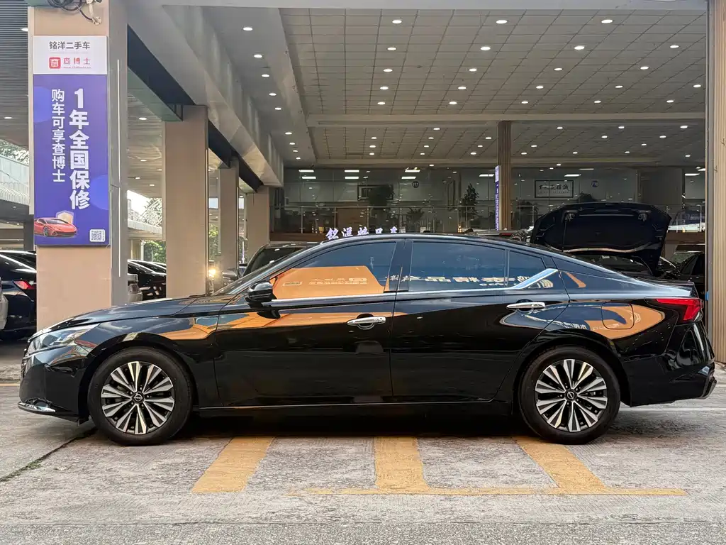 Nissan Teana — миниатюра 10