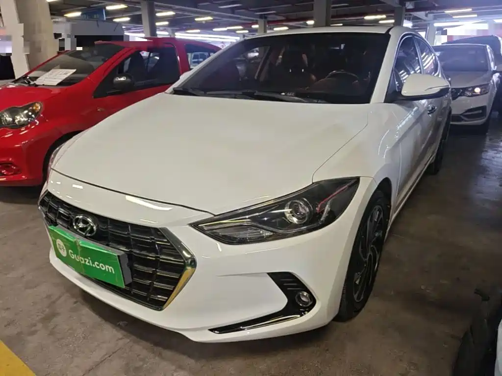 Hyundai Elantra — миниатюра 2