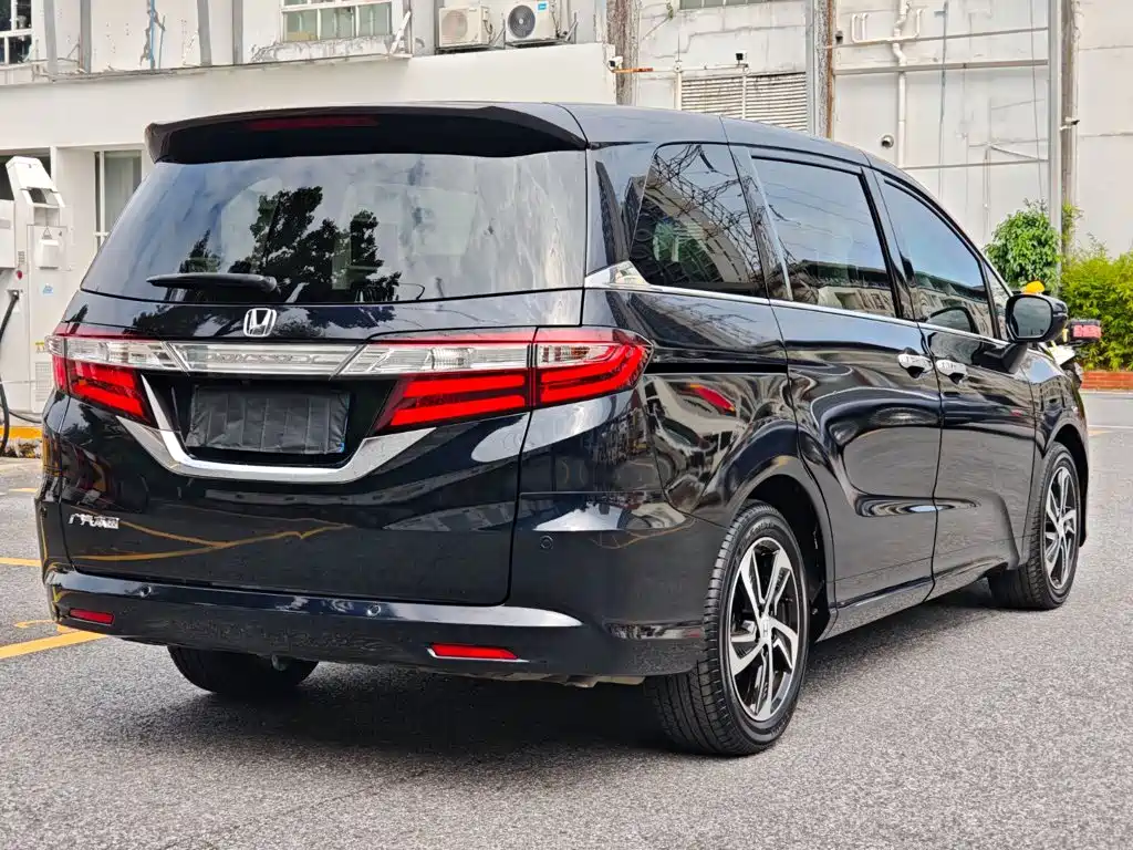 Honda Odyssey — миниатюра 5