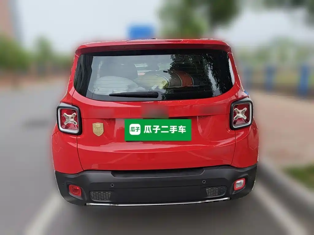 Jeep Renegade — миниатюра 3