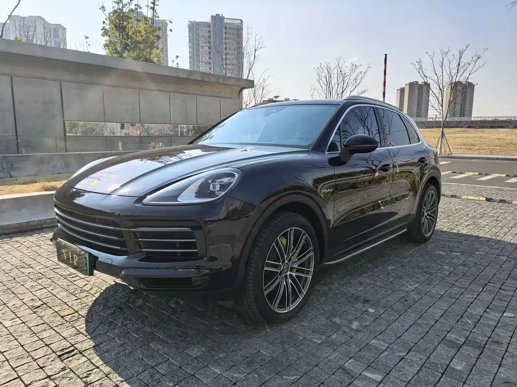 PORSCHE CAYENNE NEW ENERGY