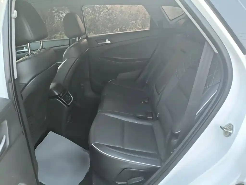 Hyundai Tucson — миниатюра 17