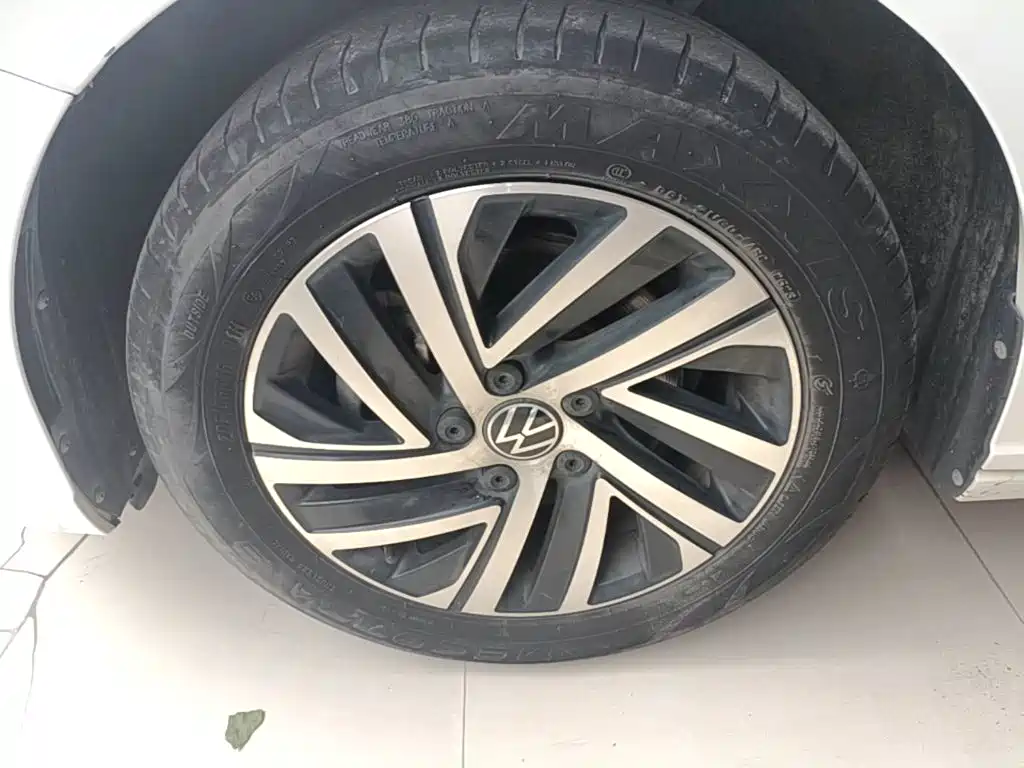 Volkswagen Lavida — миниатюра 23