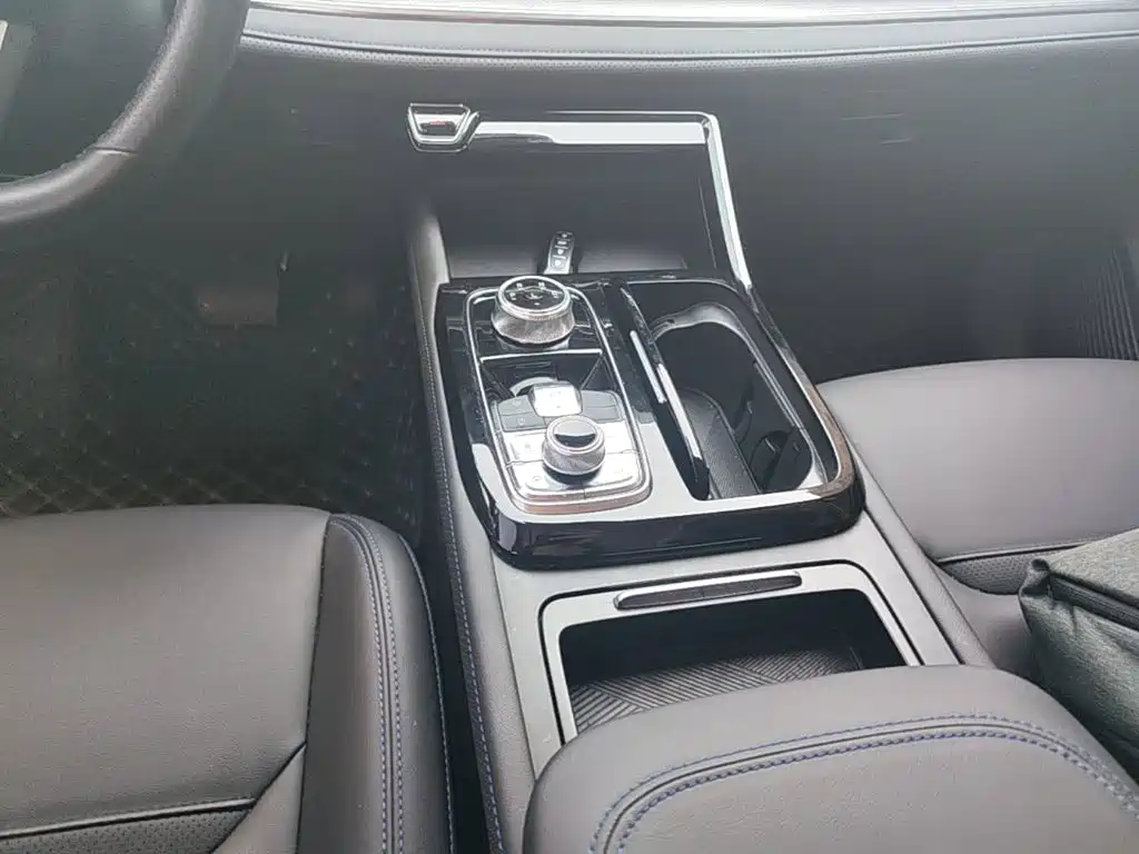Ford Equator Sport — миниатюра 14