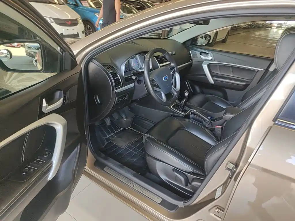Geely Emgrand — миниатюра 16