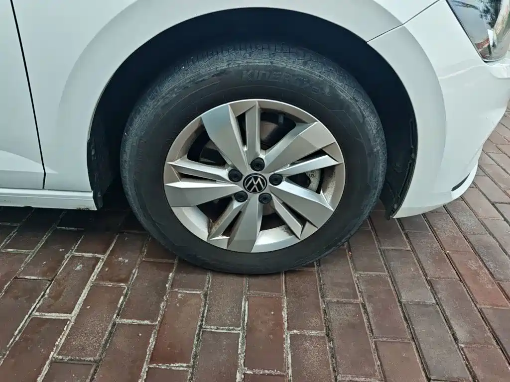 Volkswagen Polo — миниатюра 24
