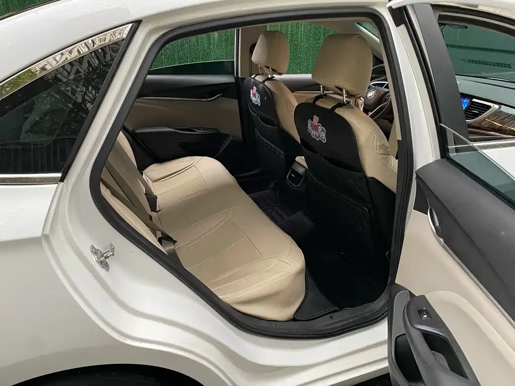 Buick Excelle — миниатюра 13