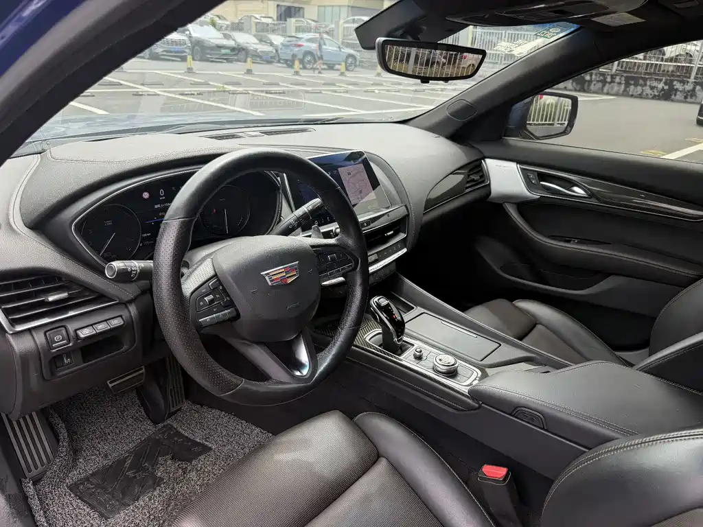 Cadillac CT5 — миниатюра 8