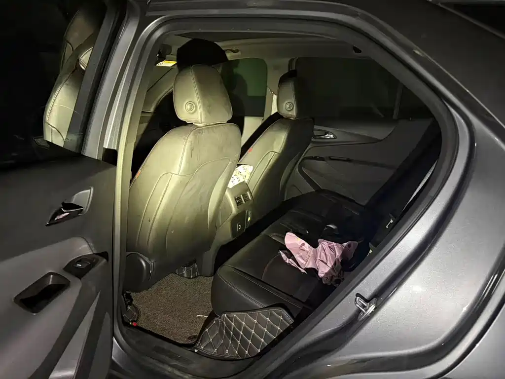 Chevrolet Equinox — миниатюра 6