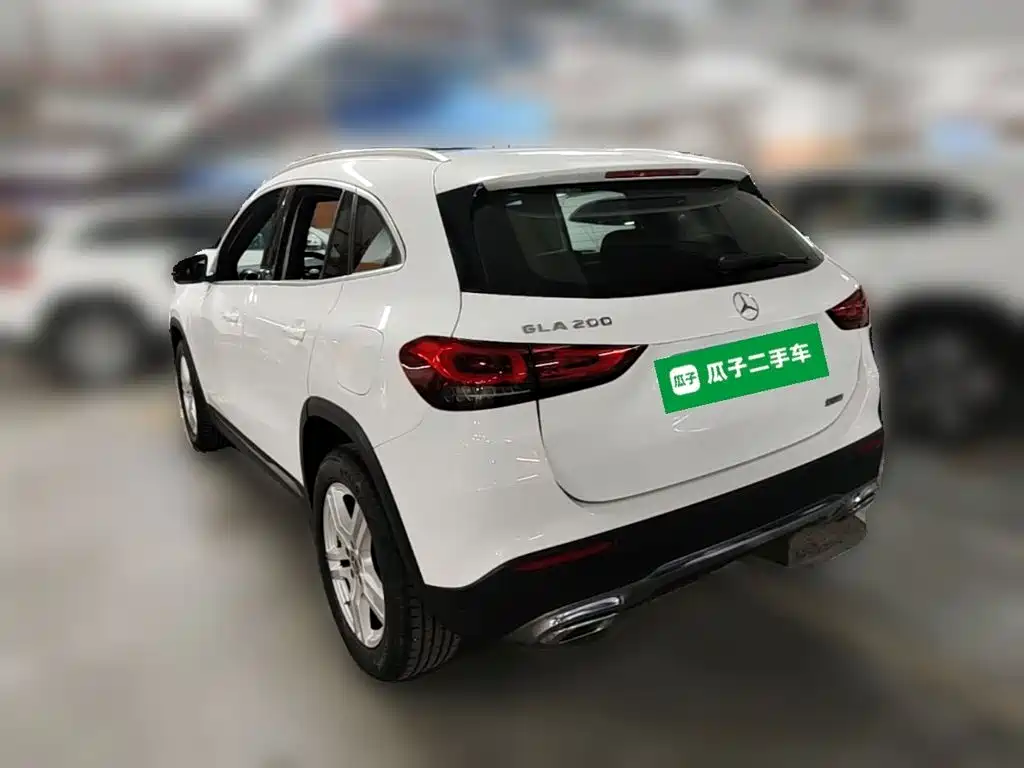 Mercedes-Benz GLA — миниатюра 7