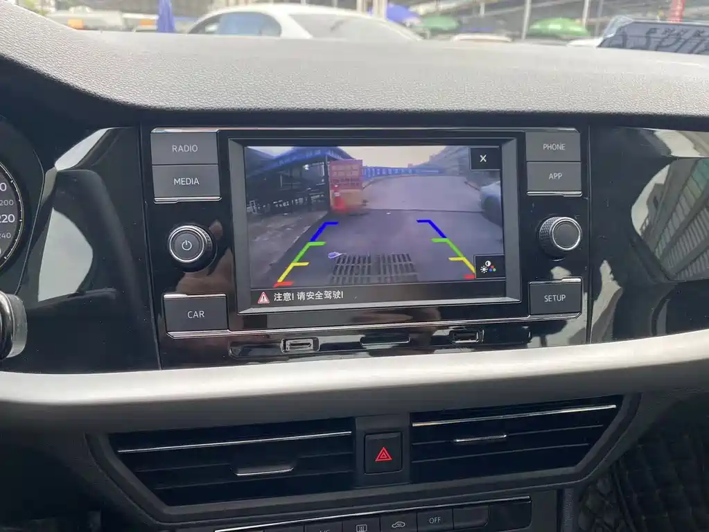 Volkswagen Lavida — миниатюра 13