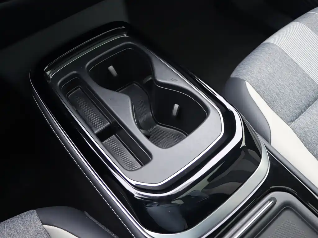 Volkswagen ID.4 Crozz — миниатюра 19