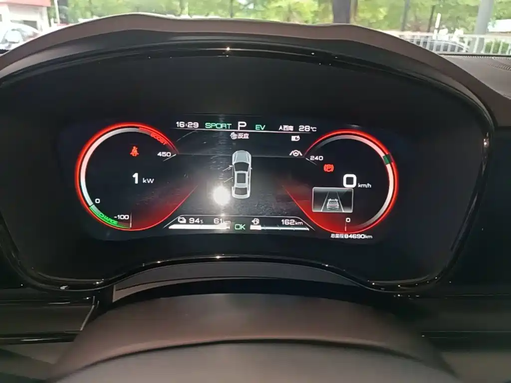 BYD Han — миниатюра 12