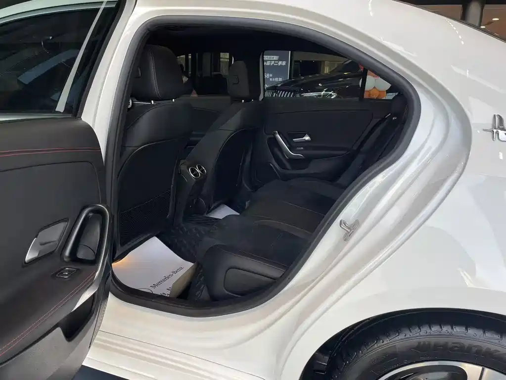 Mercedes-Benz A-Class — миниатюра 5