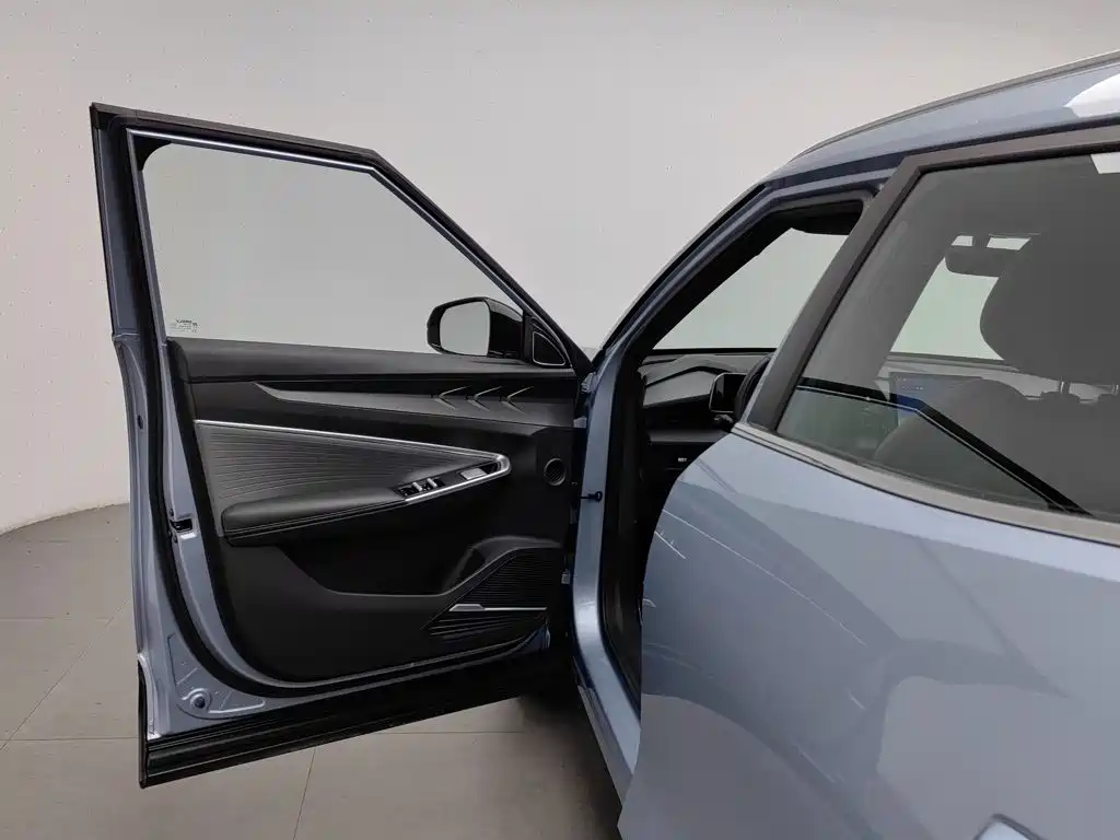 Geely Boyue — миниатюра 8