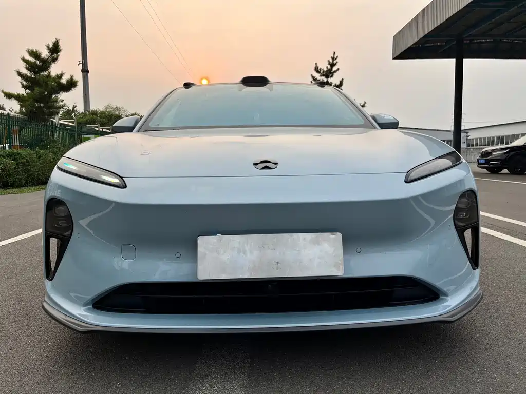 NIO ET5T — миниатюра 2