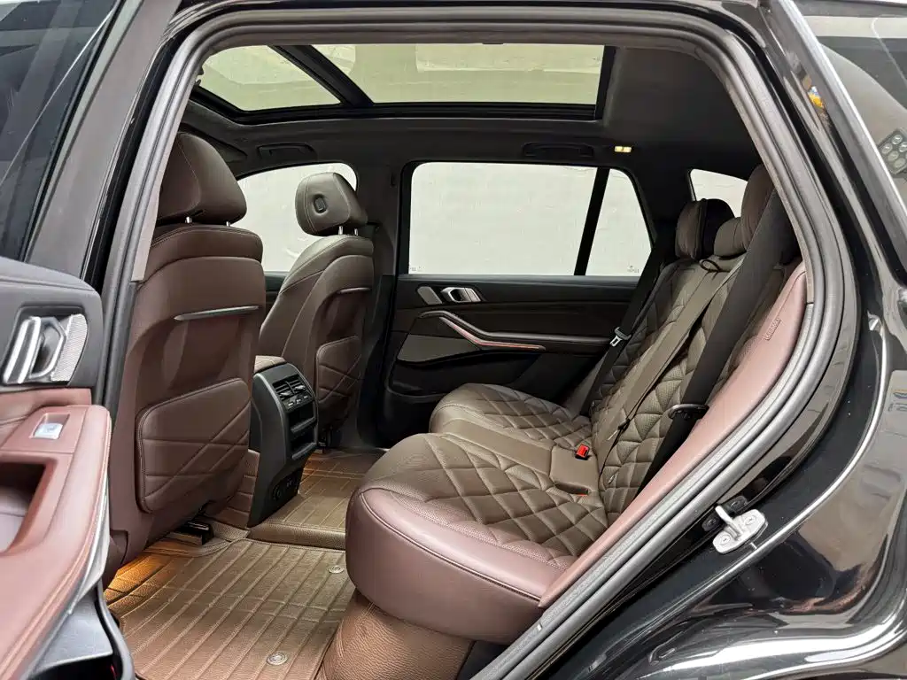 BMW X5 — миниатюра 10