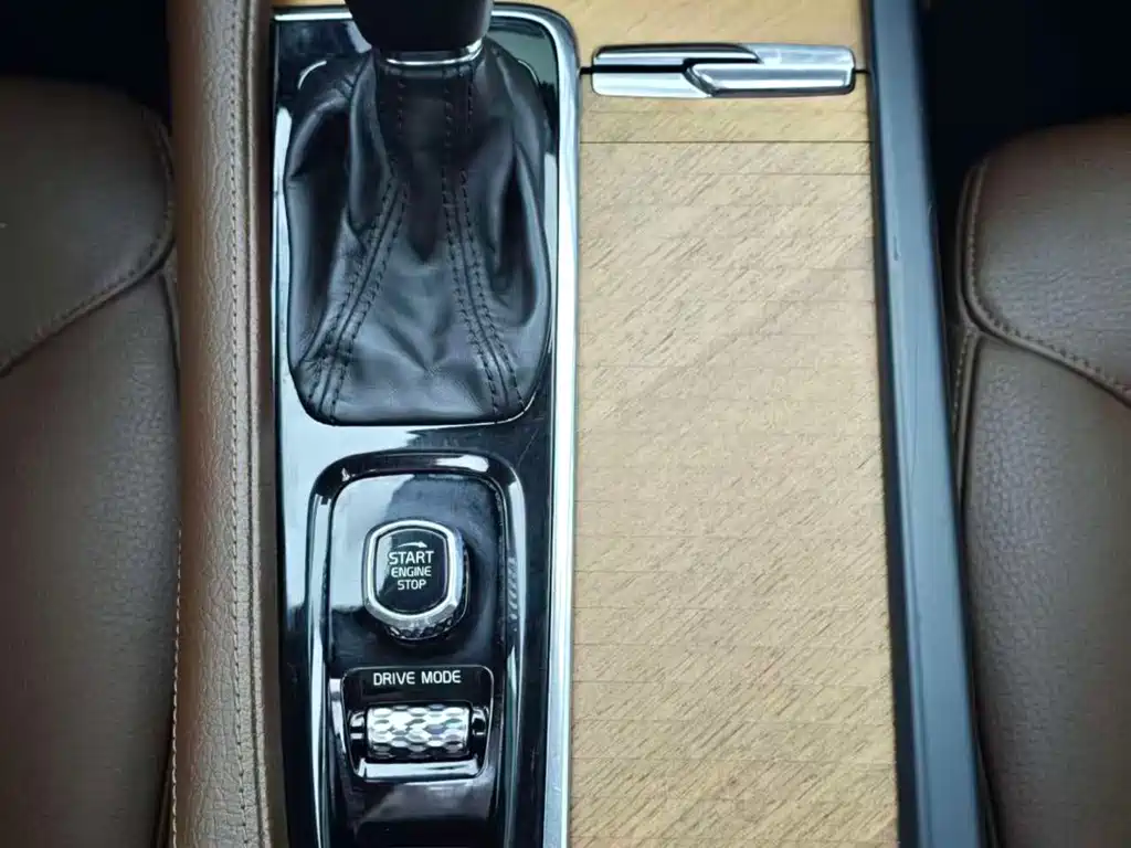 Volvo S90 — миниатюра 14