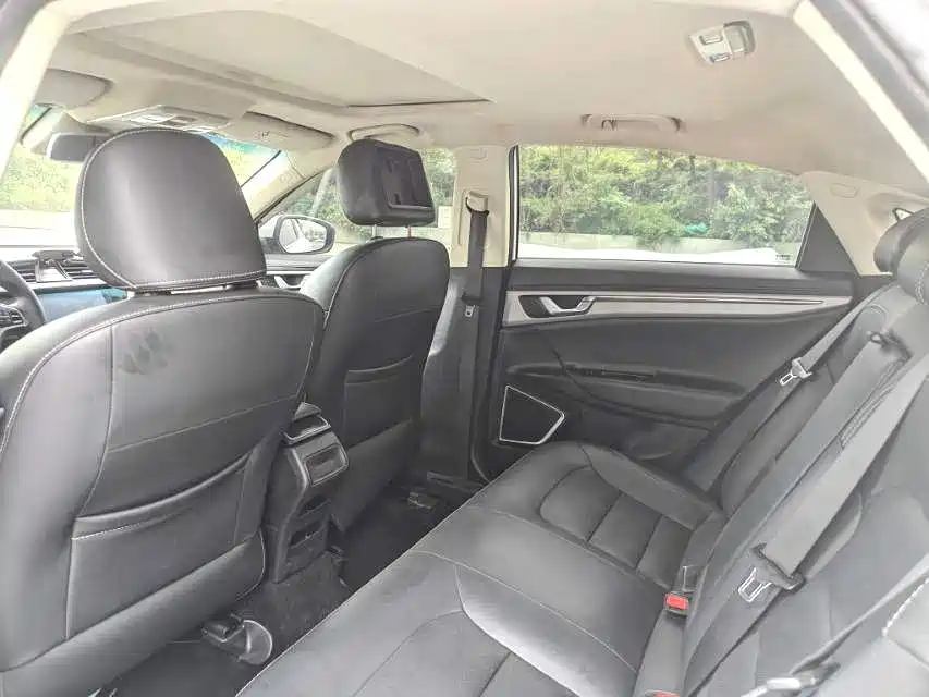 Geely Emgrand GL — миниатюра 8