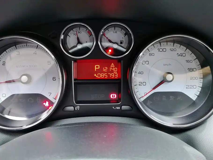 Peugeot 308 — миниатюра 14