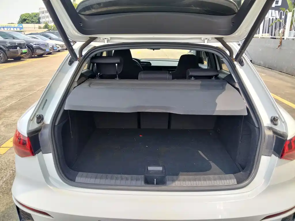 Audi A3 — миниатюра 9