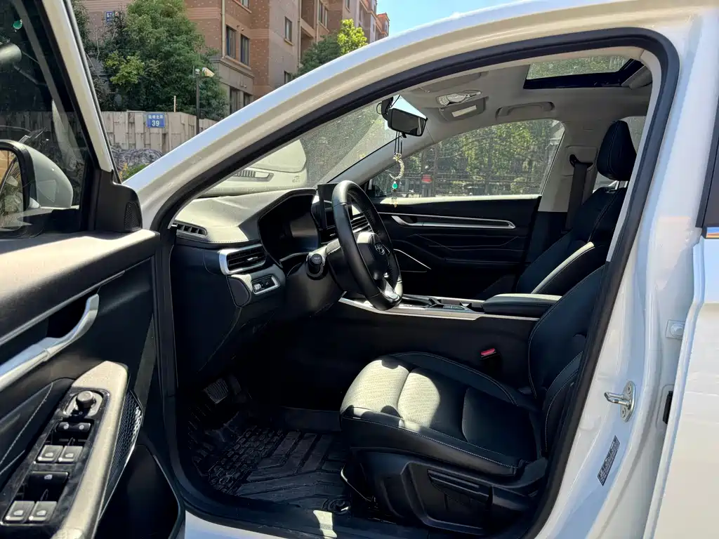 Geely Emgrand — миниатюра 4