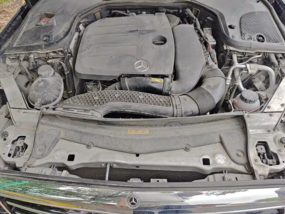 Mercedes-Benz E-Class — миниатюра 10