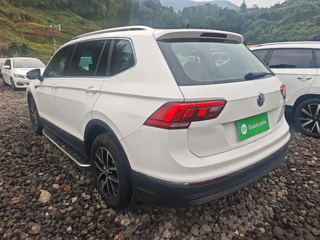Volkswagen Tiguan L — миниатюра 5