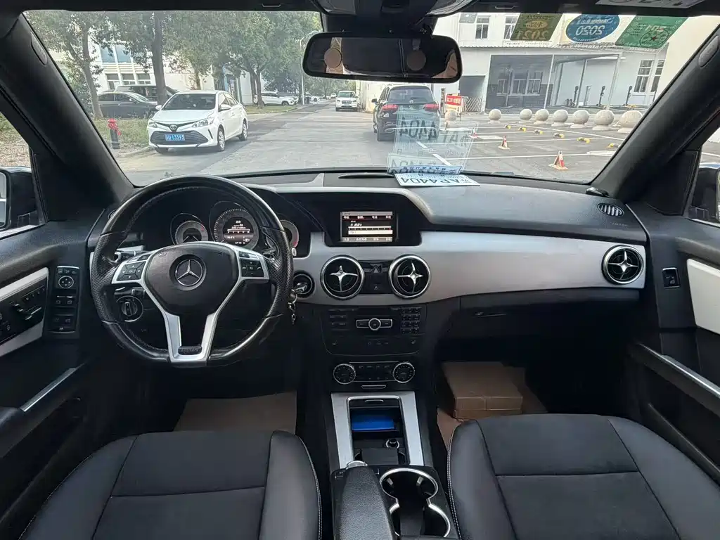 Mercedes-Benz GLK-Class — миниатюра 6