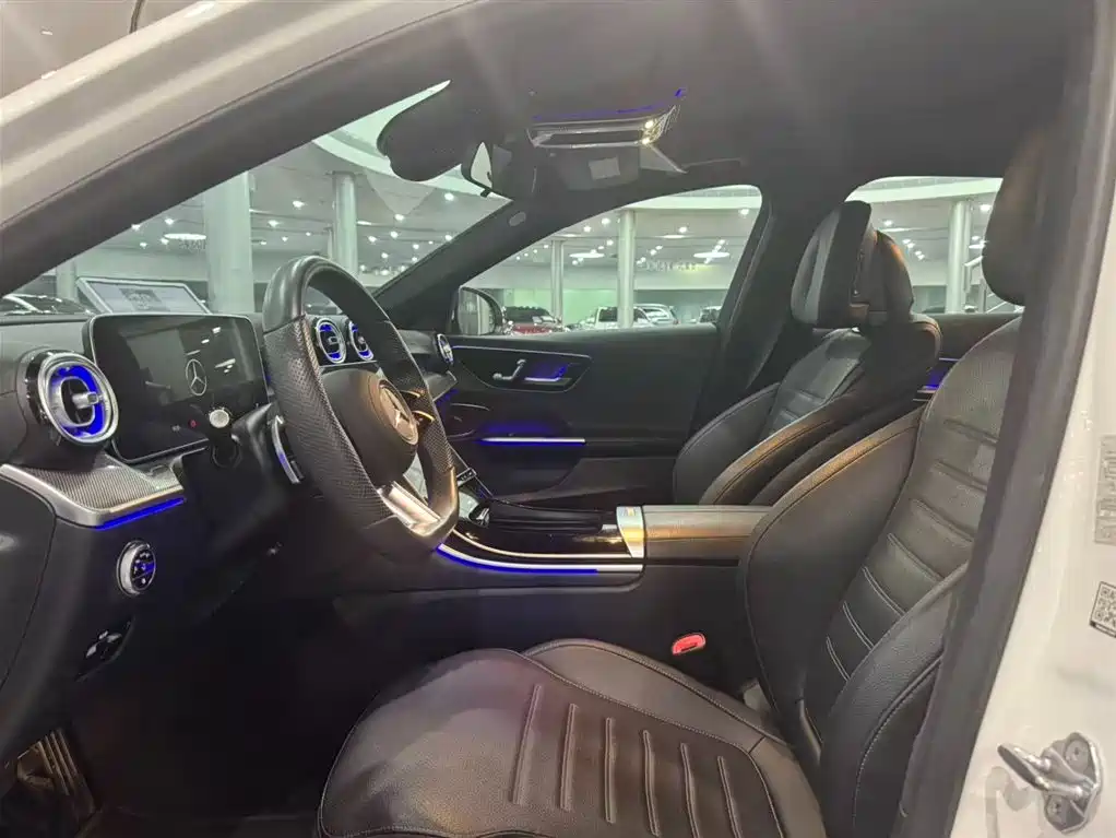 Mercedes-Benz C-Class — миниатюра 10