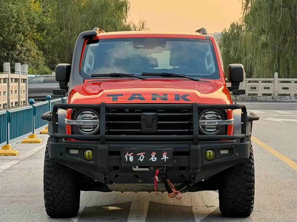 Tank Tank 300 — миниатюра 2