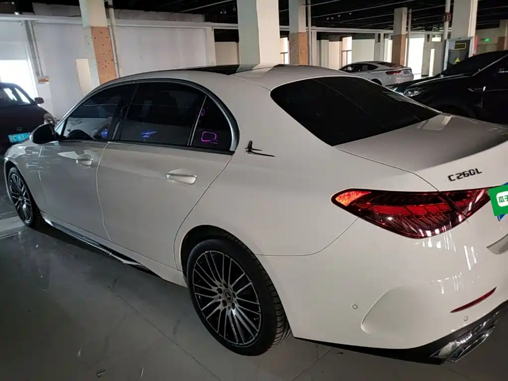 Mercedes-Benz C-Class — миниатюра 5