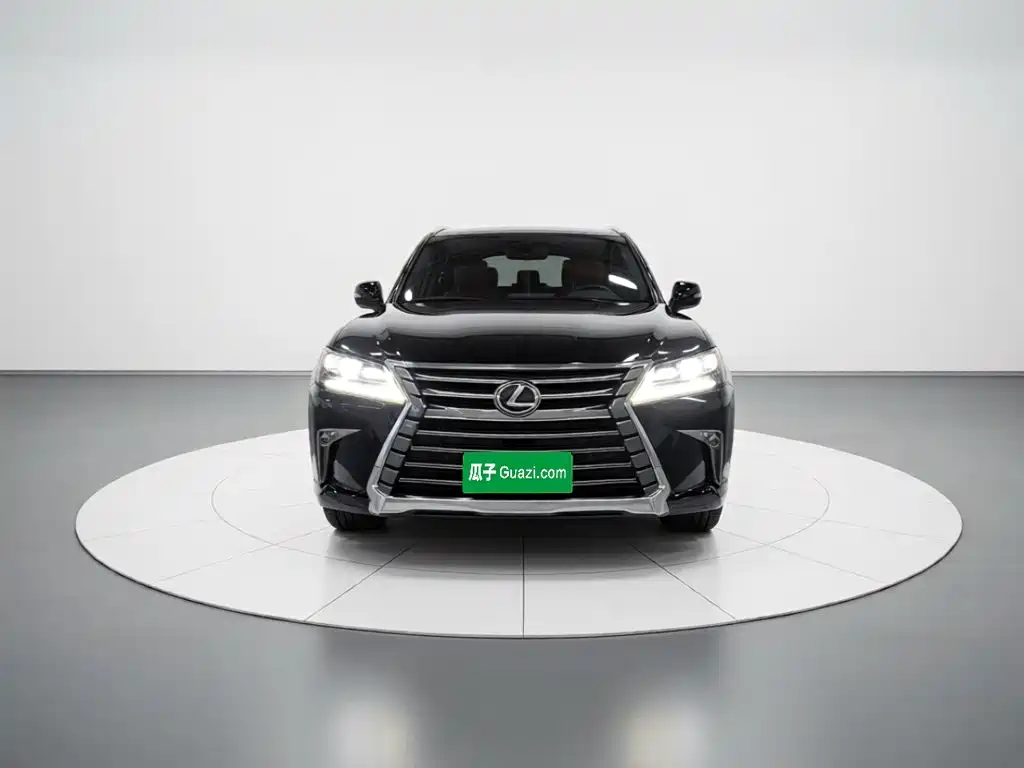 Lexus LX — миниатюра 24