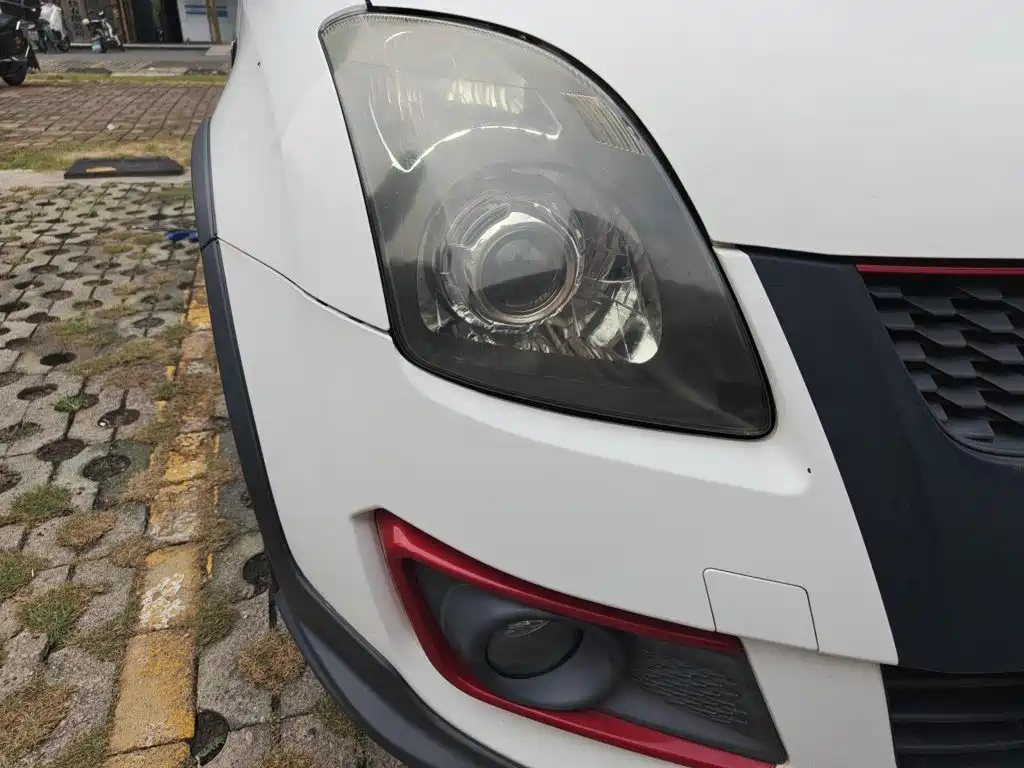 Suzuki Swift — миниатюра 7