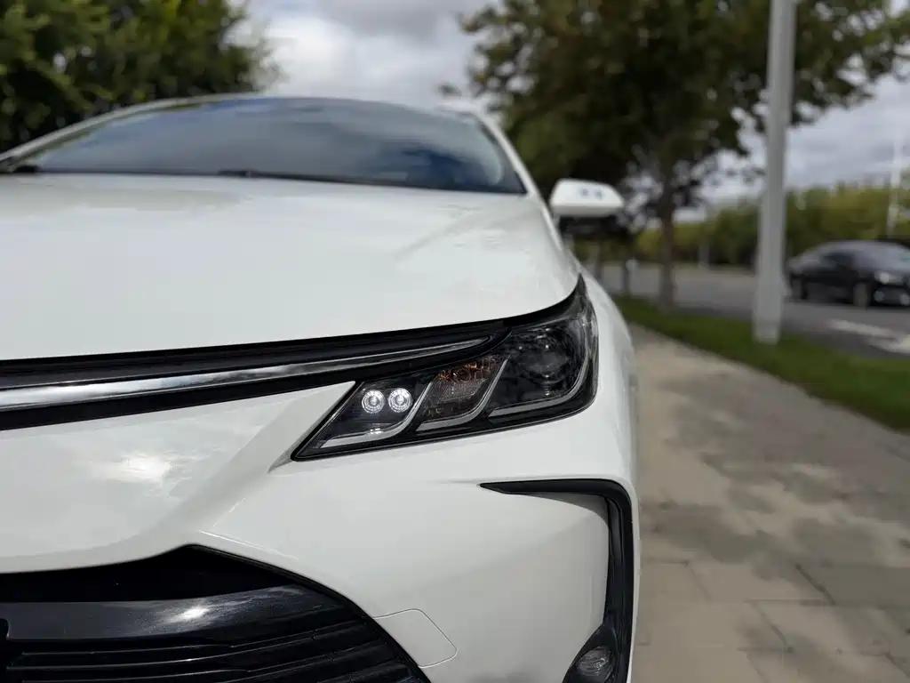 Toyota Corolla — миниатюра 15
