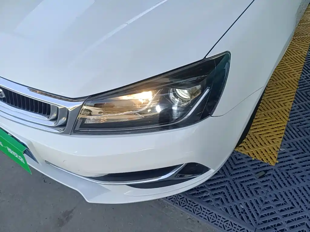 Geely Emgrand — миниатюра 24