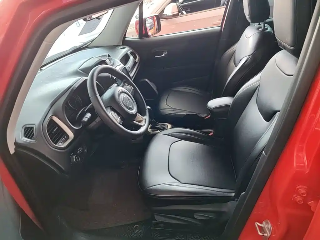 Jeep Renegade — миниатюра 15
