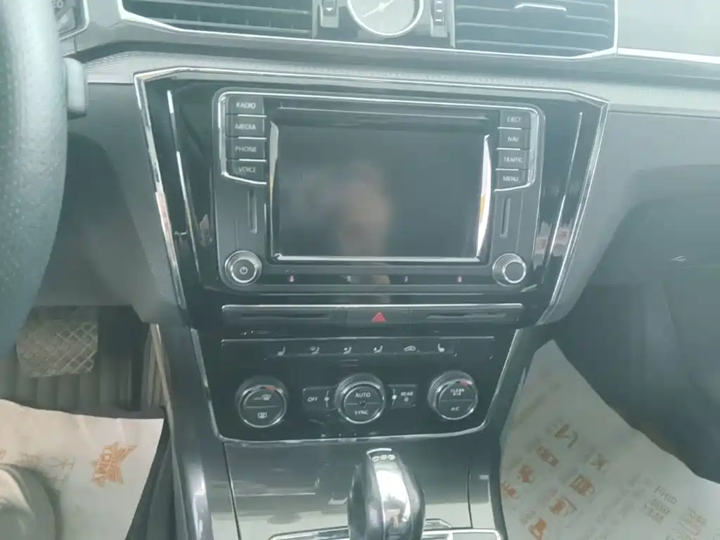 Volkswagen Passat — миниатюра 13