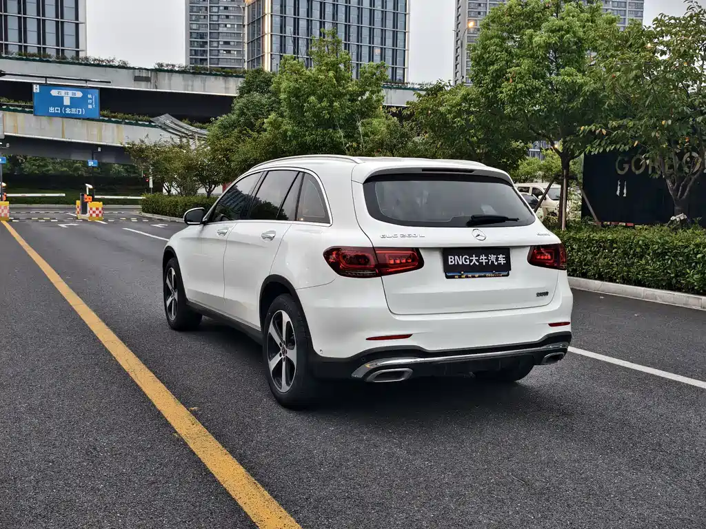 Mercedes-Benz GLC — миниатюра 6