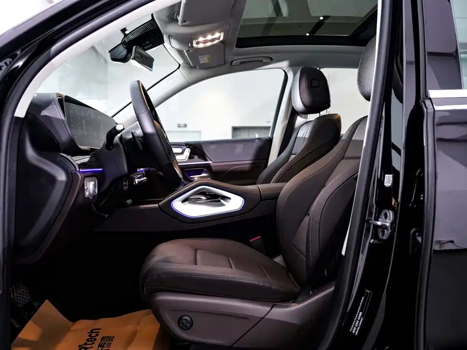 Mercedes-Benz GLE (Import) — миниатюра 26