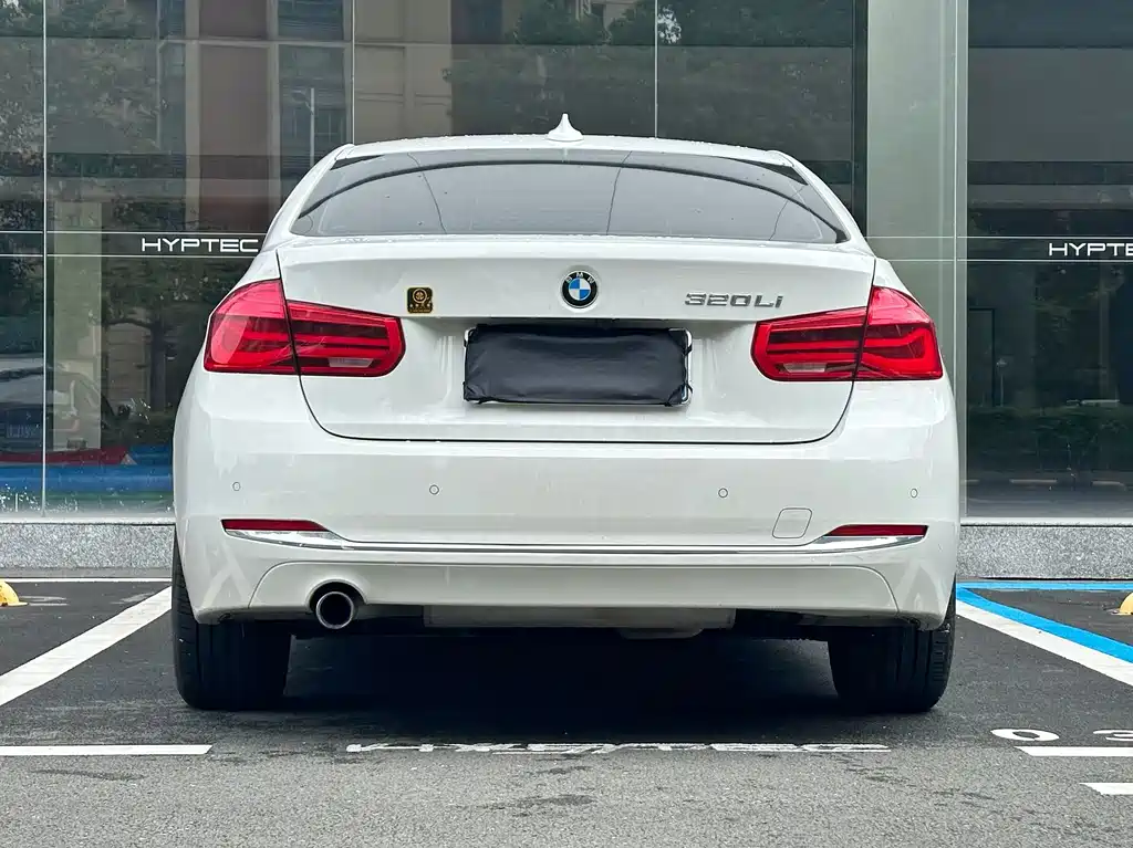 BMW 3 Series — миниатюра 4