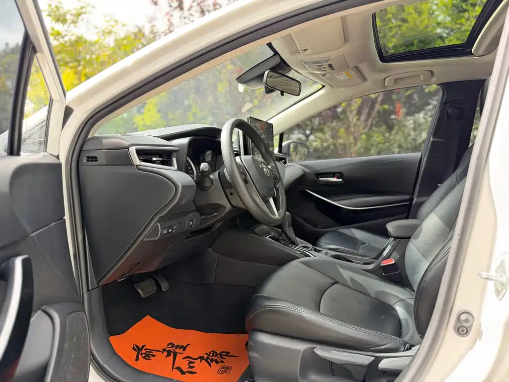 Toyota Corolla — миниатюра 5