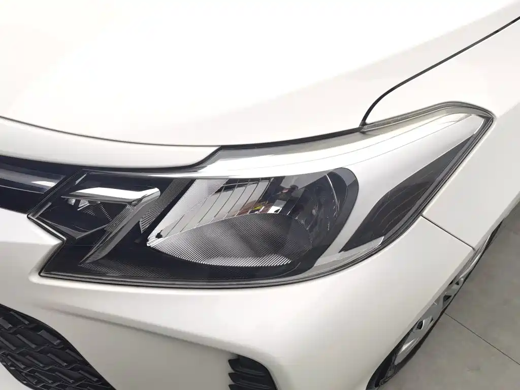 Toyota Vios FS — миниатюра 7
